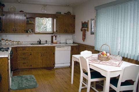 Eagles Landing kitchen