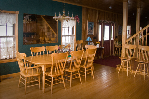 Turtle Bay Lodge dining table